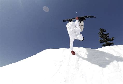 are there counterfeit snowboards